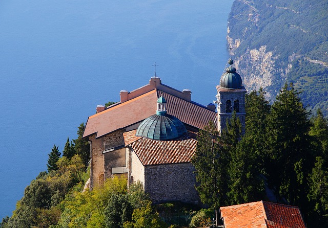sanktuarium montecastello